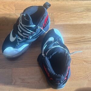 Men’s Black and Red Nike Glove basketball shoe